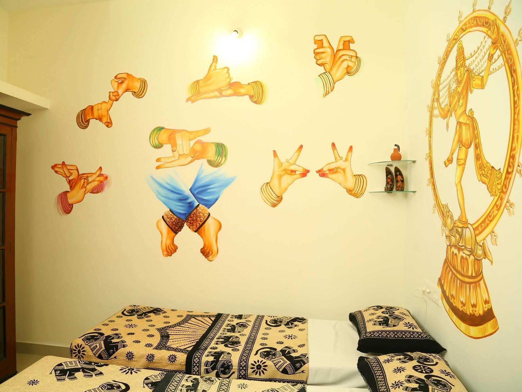 La Maison Radha